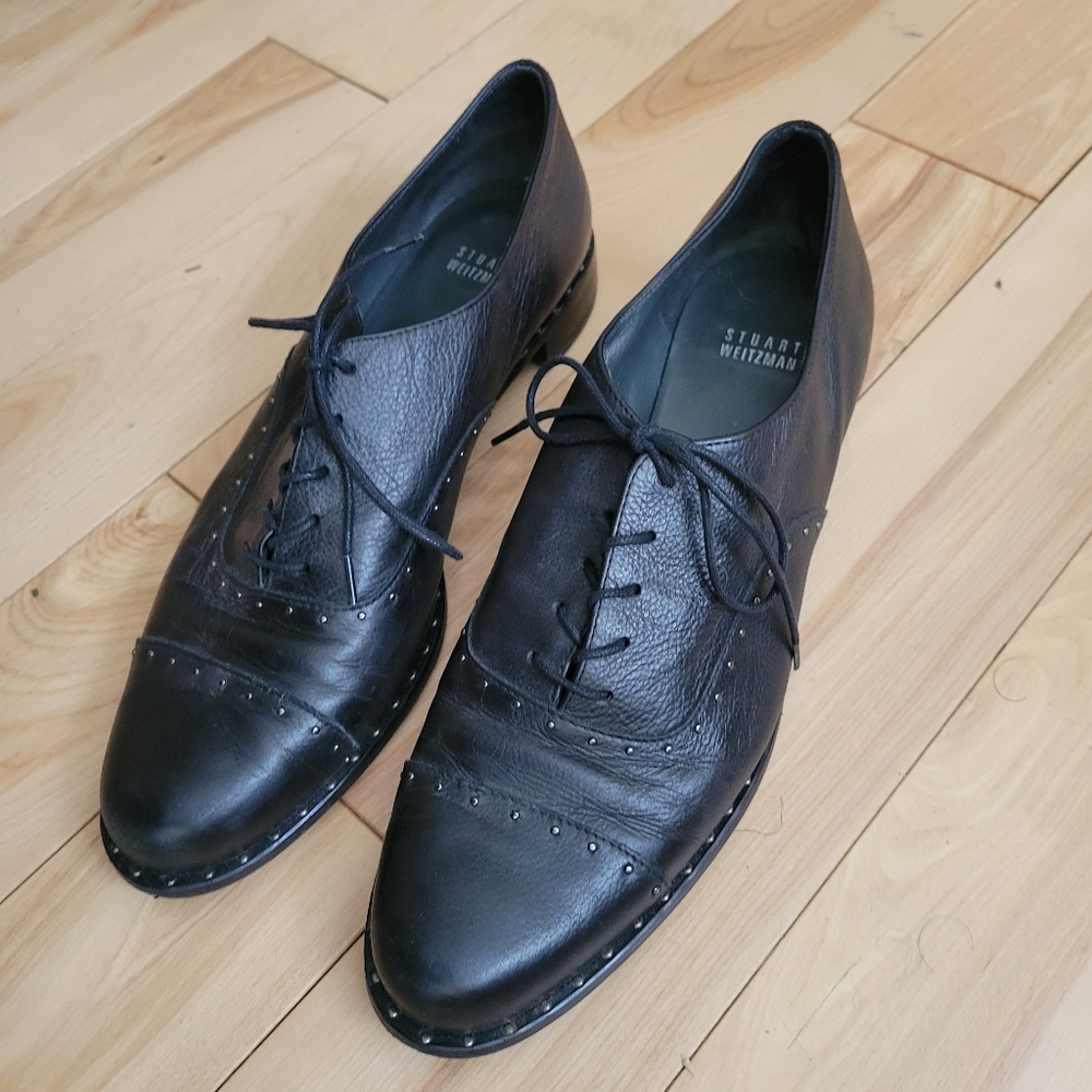 Stuart Weitzman lace up leather oxford shoes